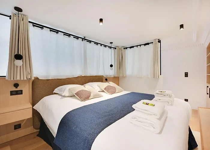Apartmán Elegant - 2br-6p - Palais Royal *